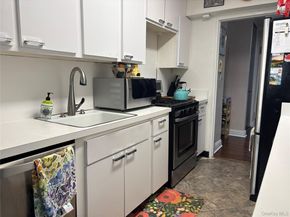 149-30 88 Street 6N, Howard Beach NY 11414