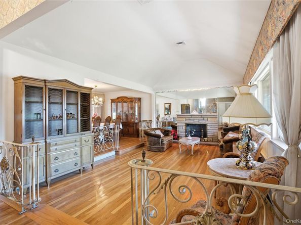 2717 216th Street, Bayside NY 11360