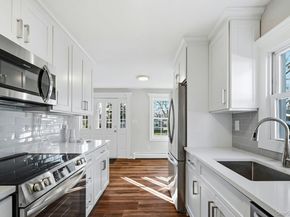 129 Lakeview Drive, Mastic Beach NY 11951