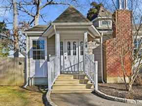 129 Lakeview Drive, Mastic Beach NY 11951