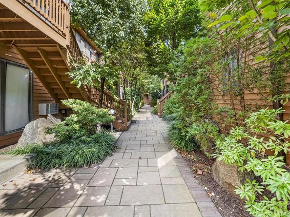 15 Greenridge Avenue 25F, White Plains NY 10605