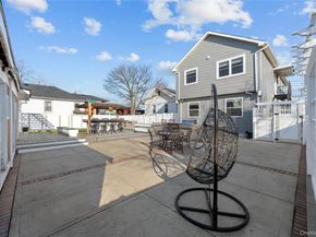 431 Beach 35th Street, Far Rockaway NY 11691