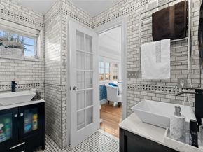 431 Beach 35th Street, Far Rockaway NY 11691