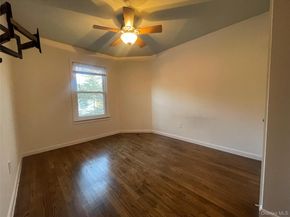 7 Village Lane, Woodbury NY 11797