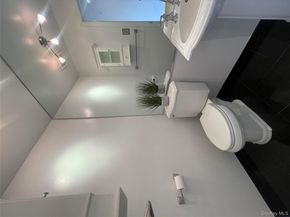 7 Village Lane, Woodbury NY 11797