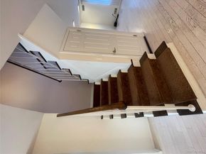 7 Village Lane, Woodbury NY 11797