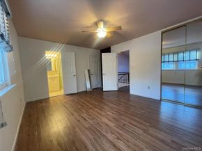 7 Village Lane, Woodbury NY 11797