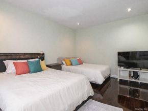 90 SCHENCK Avenue 3P, Great Neck NY 11021