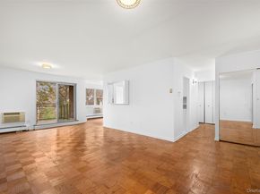 10 Ipswich Avenue 4M, Great Neck NY 11021