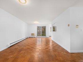 10 Ipswich Avenue 4M, Great Neck NY 11021