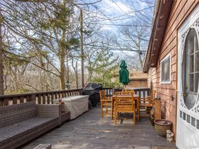 28 Anchor Path, Baiting Hollow NY 11933