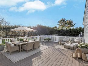 7 Suzanne Lane, Bethpage NY 11714