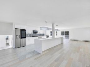 7 Suzanne Lane, Bethpage NY 11714