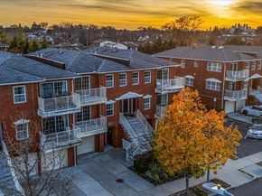 122-04 Powell Cove Boulevard C, College Point NY 11356