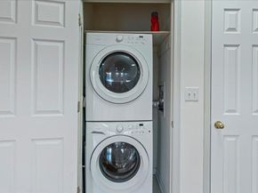 122-04 Powell Cove Boulevard C, College Point NY 11356