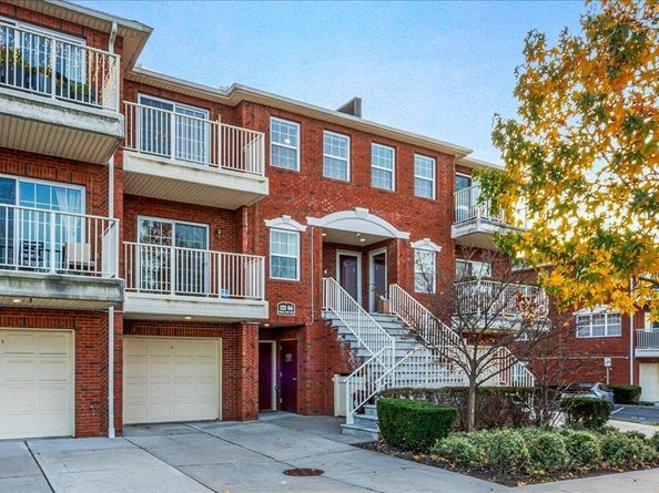 122-04 Powell Cove Boulevard C, College Point NY 11356