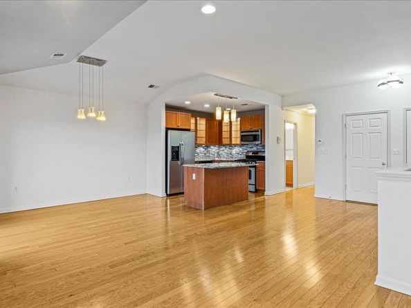 122-04 Powell Cove Boulevard C, College Point NY 11356