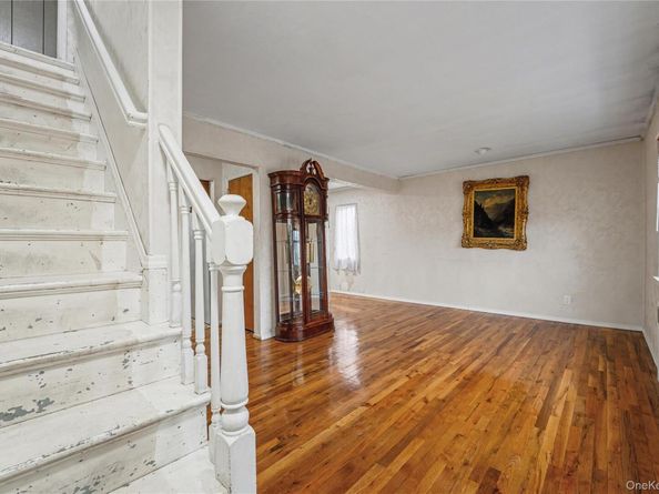 1927 Franklin Road, Valley Stream NY 11580