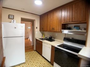 1927 Franklin Road, Valley Stream NY 11580