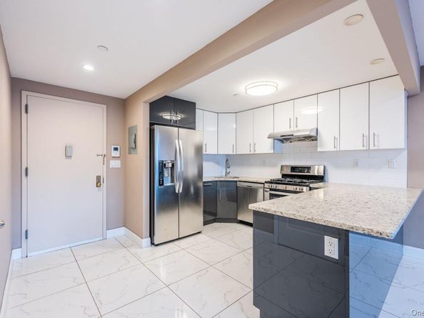 45-16 NE 83rd street Street NE E2J, Elmhurst NY 11373