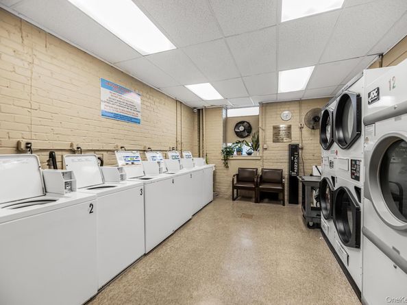 1 Oakridge Place 6A, Eastchester NY 10709