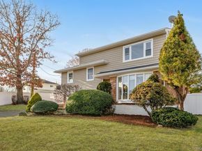 1554 Holiday Park Drive, Wantagh NY 11793
