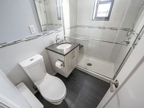 213-05 75th Avenue 4N, Oakland Gardens NY 11364