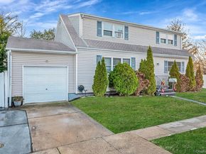 15 Macon Street, Lindenhurst NY 11757