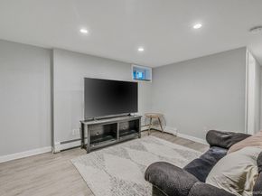 15 Macon Street, Lindenhurst NY 11757