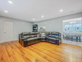 15 Macon Street, Lindenhurst NY 11757