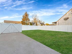 15 Macon Street, Lindenhurst NY 11757