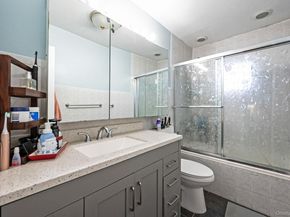 15 Macon Street, Lindenhurst NY 11757