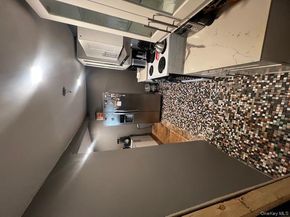 1323 Harding Park, Bronx NY 10473