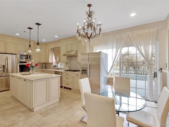 708 Park Lane, Cedarhurst NY 11516