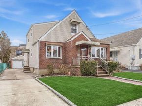 505 N 1st Street, New Hyde Park NY 11040