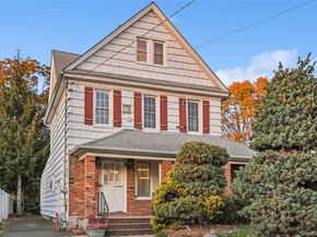 103 Smith Street, Lynbrook NY 11563