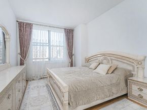 50 oceana Drive W 8D, Brooklyn NY 11235