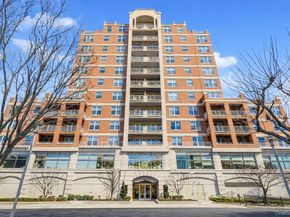 50 oceana Drive W 8D, Brooklyn NY 11235