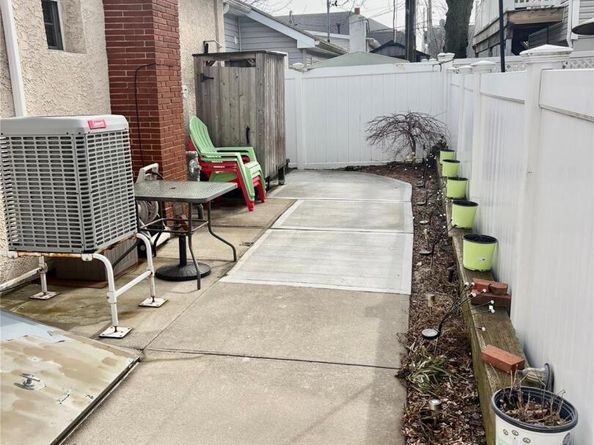 27 June Walk, Long Beach NY 11561