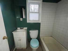 13533 234th Place, Rosedale NY 11422