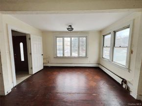 13533 234th Place, Rosedale NY 11422