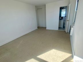 164-20 Highland Avenue 9T, Jamaica Hills NY 11432