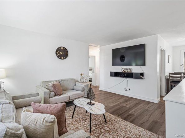 67-49 Bell Boulevard 2, Bayside NY 11364