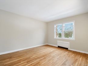 15 Chestnut Street 6A, Rye NY 10580