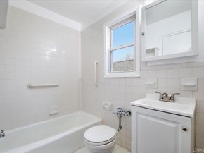 15 Chestnut Street 6A, Rye NY 10580