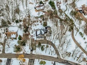 31 Valentine Road, Shoreham NY 11786
