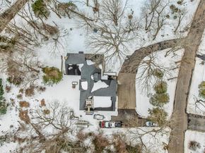 31 Valentine Road, Shoreham NY 11786