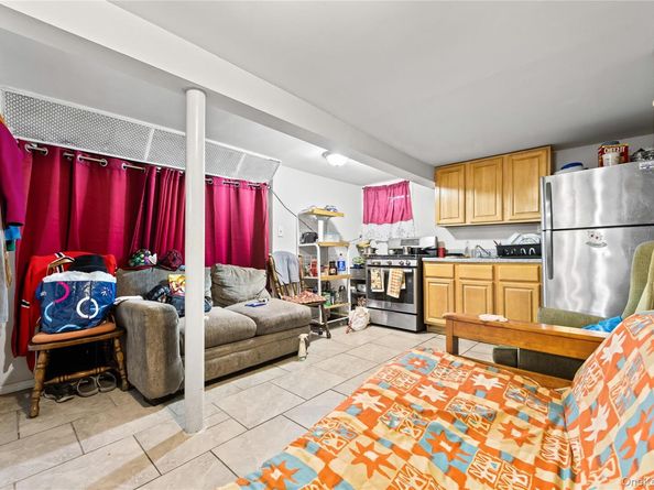 667 E 230th Street, Bronx NY 10466