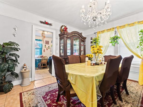 667 E 230th Street, Bronx NY 10466