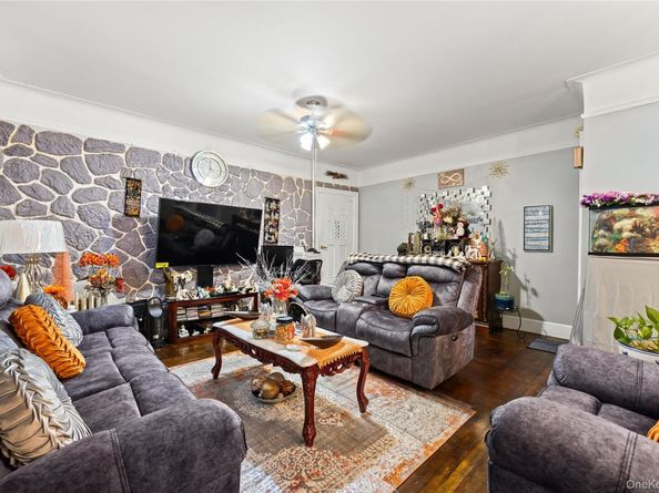 667 E 230th Street, Bronx NY 10466